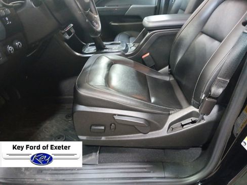 Used 2022 Chevrolet Colorado Z71 AWD/4WD image 23