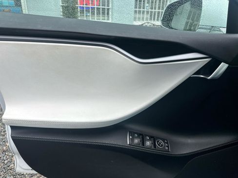 Used 2021 Tesla Model S Long Range Plus AWD/4WD image 18