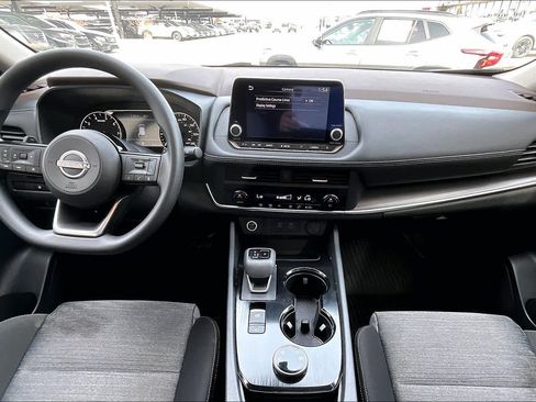 Certified 2023 Nissan Rogue SV image 12