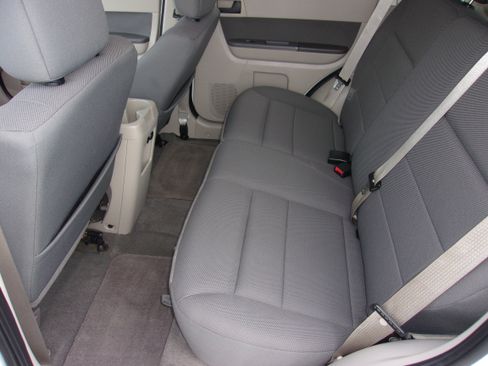 Used 2009 Ford Escape 4WD Hybrid image 17