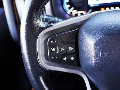 Used 2021 Ford Bronco Badlands image 34