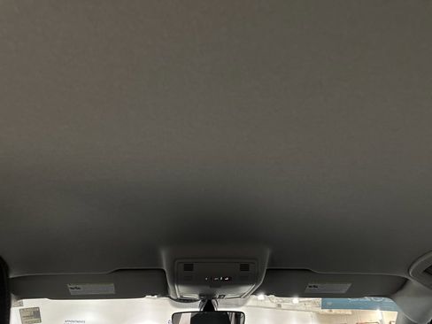 Certified 2023 Volkswagen Tiguan S image 26