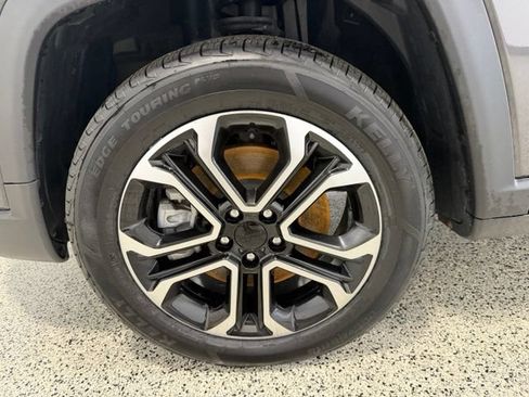 Used 2023 Jeep Compass Limited AWD/4WD image 33