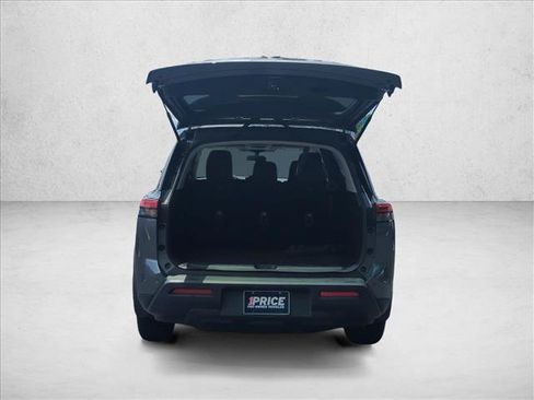 Used 2023 Nissan Pathfinder SV FWD image 6