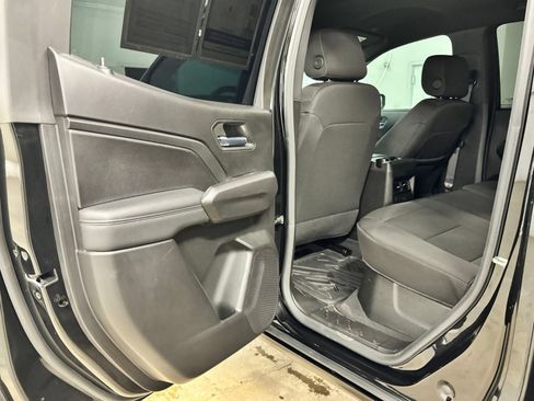 Used 2025 GMC Canyon Elevation AWD/4WD image 18