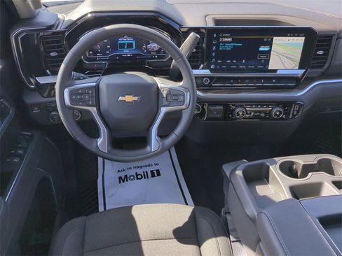 Certified 2025 Chevrolet Silverado 1500 LT image 20