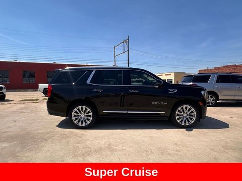 Used 2024 GMC Yukon Denali w/ Denali Reserve Package AWD/4WD image 8