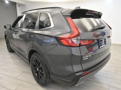 Used 2025 Honda CR-V Sport image 3
