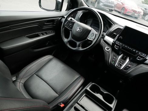 Used 2023 Honda Odyssey Sport image 9