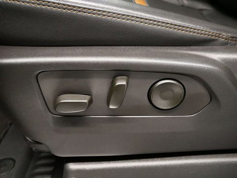 Used 2022 GMC Sierra 1500 AT4 w/ AT4 Preferred Package image 38