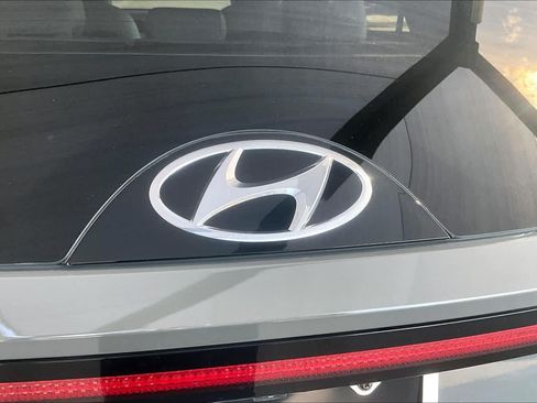 Used 2024 Hyundai Tucson Limited FWD image 31