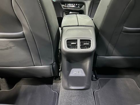 Certified 2022 Buick Envision Essence w/ Safety Package image 24