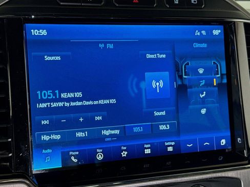Used 2022 Ford F250 Platinum AWD/4WD image 13