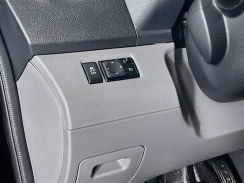Used 2020 Nissan NV200 SV FWD image 11