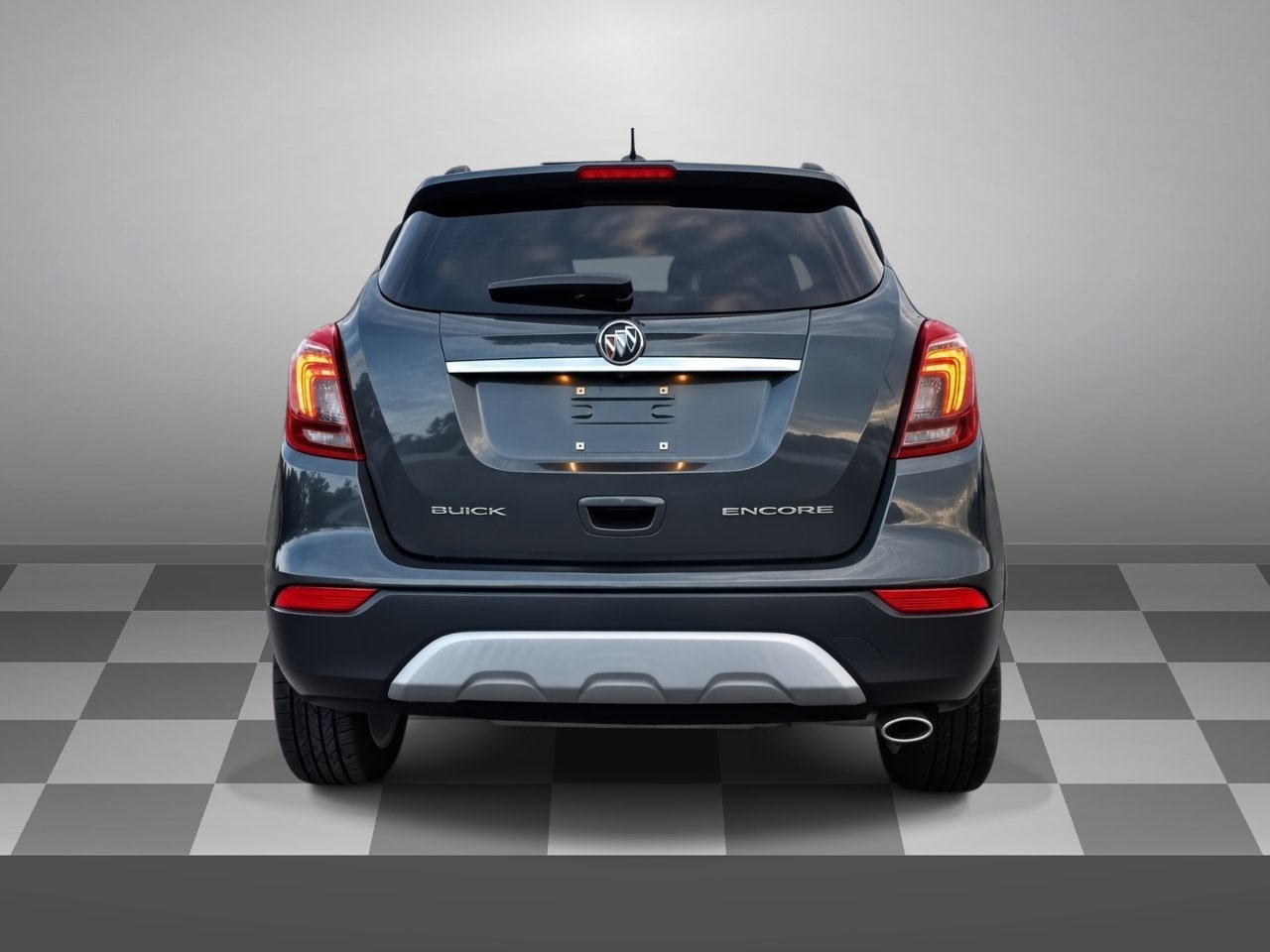 Certified 2017 Buick Encore Essence FWD image 5