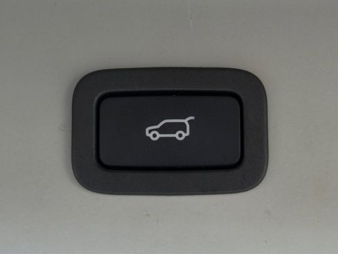 Used 2016 Land Rover Range Rover HSE image 48