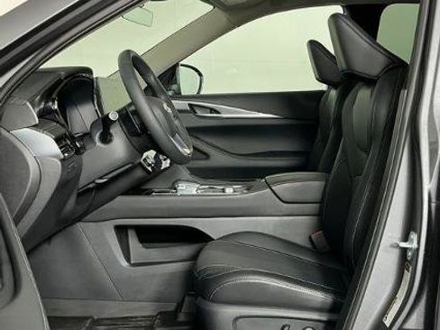 Certified 2026 INFINITI QX60 Pure w/ Cargo Package FWD image 12
