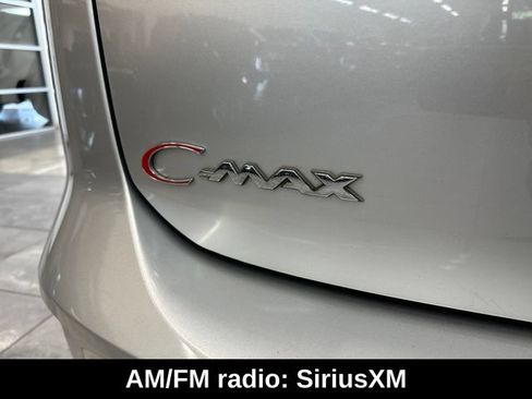 Used 2018 Ford C-MAX Titanium w/ Equipment Group 301A FWD image 9
