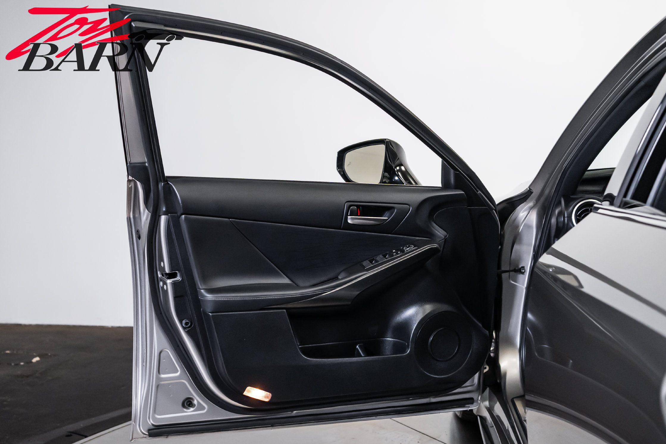 Used 2021 Lexus IS 350 F Sport RWD image 19