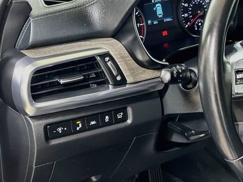 Certified 2022 Kia Telluride EX w/ EX Premium Package FWD image 10