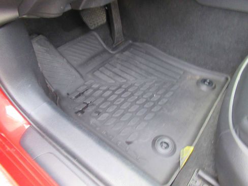 Used 2022 Toyota Camry SE image 22