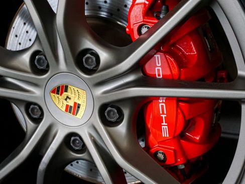 Used 2019 Porsche 718 Cayman RWD image 39