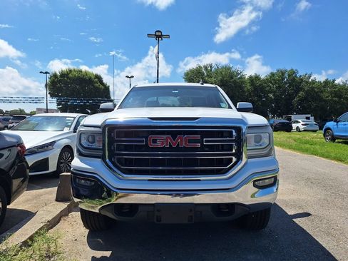 Used 2016 GMC Sierra 1500 SLE w/ SLE Value Package AWD/4WD image 2
