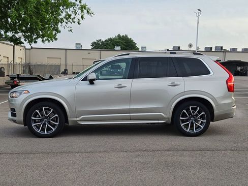 Used 2016 Volvo XC90 T6 Momentum AWD/4WD image 6