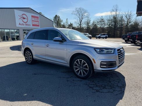 Used 2018 Audi Q7 3.0T Premium Plus AWD/4WD image 5