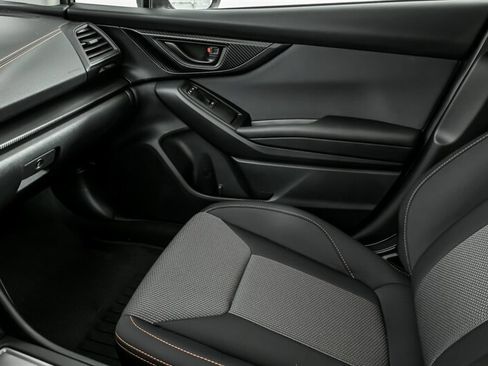 Used 2022 Subaru Crosstrek 2.0i Premium image 33