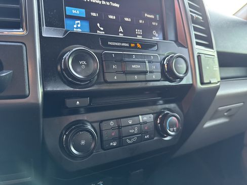 Used 2017 Ford F150 XLT w/ Equipment Group 302A Luxury image 26