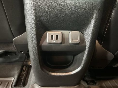 Certified 2019 GMC Canyon Denali RWD image 22