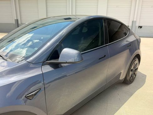 Used 2023 Tesla Model Y Long Range AWD/4WD image 16