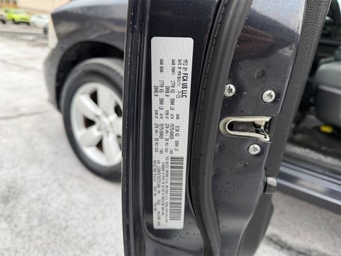 Used 2015 RAM 1500 Express image 26