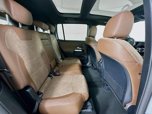 New 2026 Mercedes-Benz GLB 250 image 29