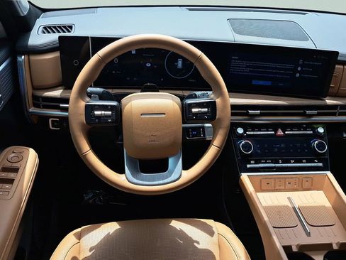 Used 2025 Hyundai Santa Fe Limited image 22