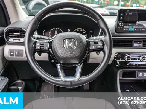 Used 2025 Honda Pilot EX-L image 30