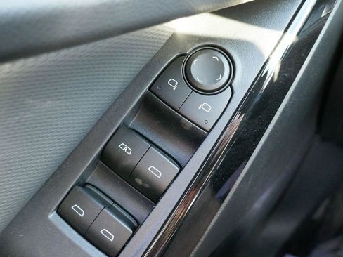 New 2026 Chevrolet Equinox LT w/ Midnight Edition AWD/4WD image 16
