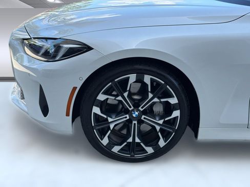 Used 2025 BMW 430i Coupe w/ Premium Package RWD image 12