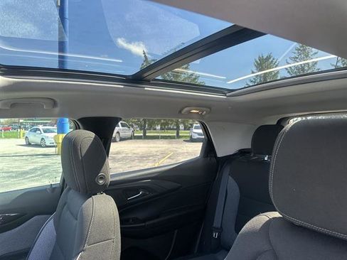 Used 2025 Chevrolet TrailBlazer LT w/ Convenience Package image 16