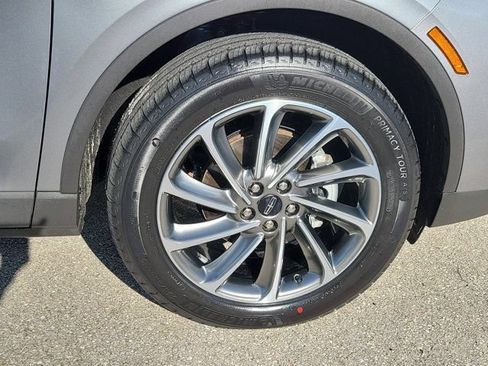 Certified 2023 Lincoln Corsair FWD w/ Equipment Group 101A image 12
