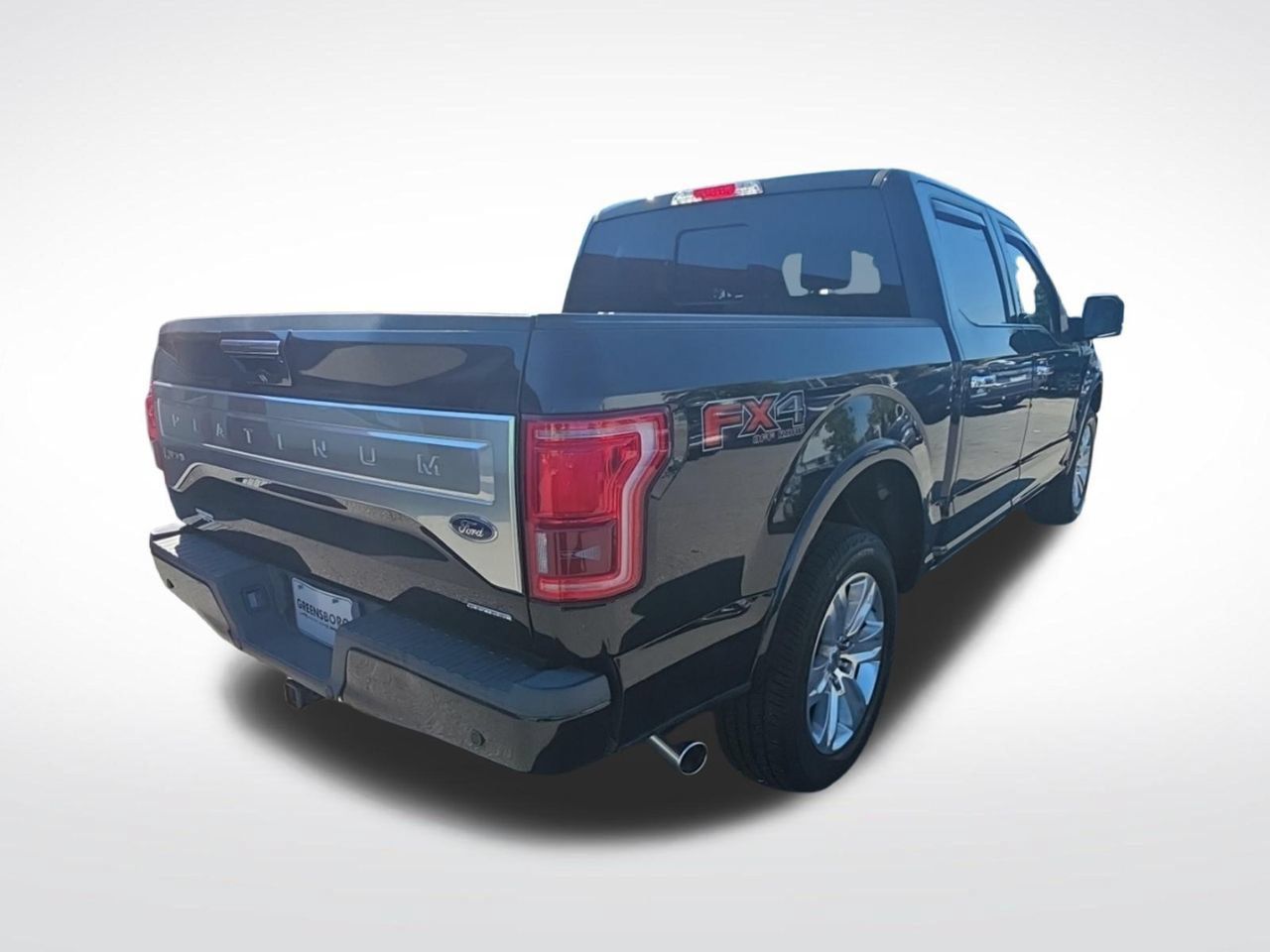 Used 2015 Ford F150 Platinum w/ Equipment Group 701A Luxury AWD/4WD image 5