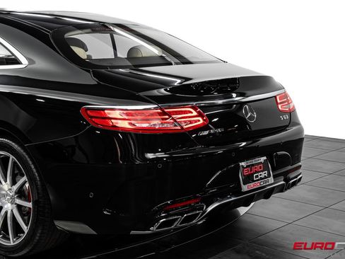 Used 2017 Mercedes-Benz S 63 AMG 4MATIC Coupe image 16