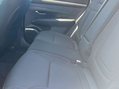 Used 2025 Hyundai Tucson SE AWD/4WD image 18