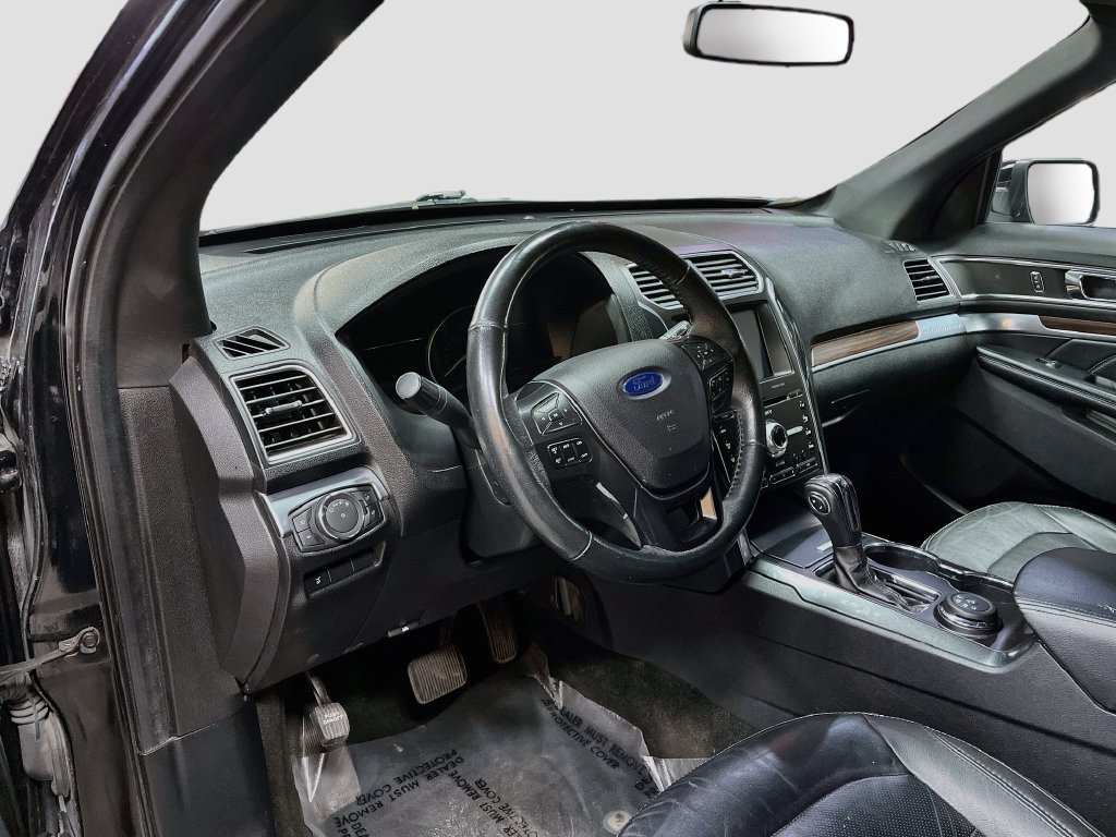Used 2018 Ford Explorer Limited AWD/4WD image 9