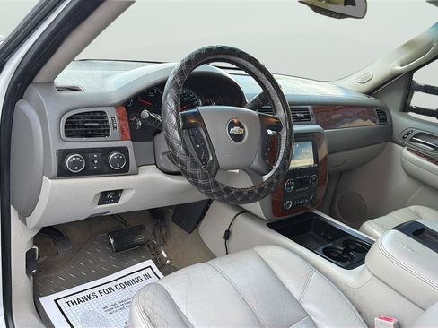 Used 2008 Chevrolet Silverado 2500 LTZ w/ Safety Package AWD/4WD image 17