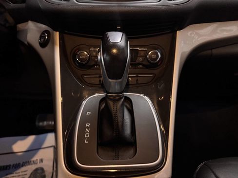 Used 2016 Ford C-MAX Energi SEL image 30