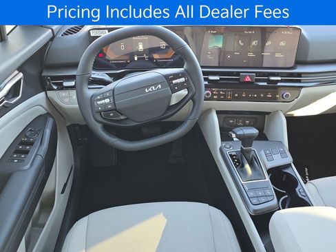 New 2026 Kia Sportage EX FWD image 13