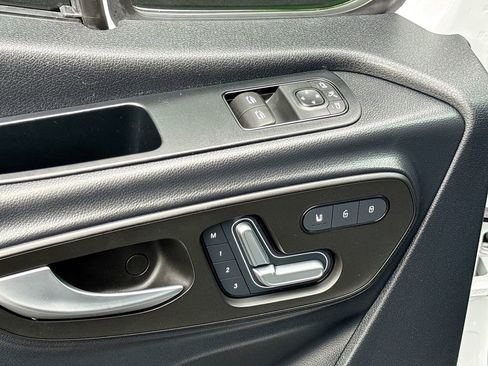 Used 2023 Mercedes-Benz Sprinter 144 Cargo image 22