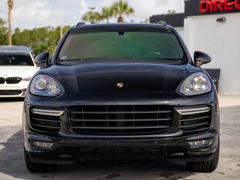 Used 2016 Porsche Cayenne GTS AWD/4WD image 4